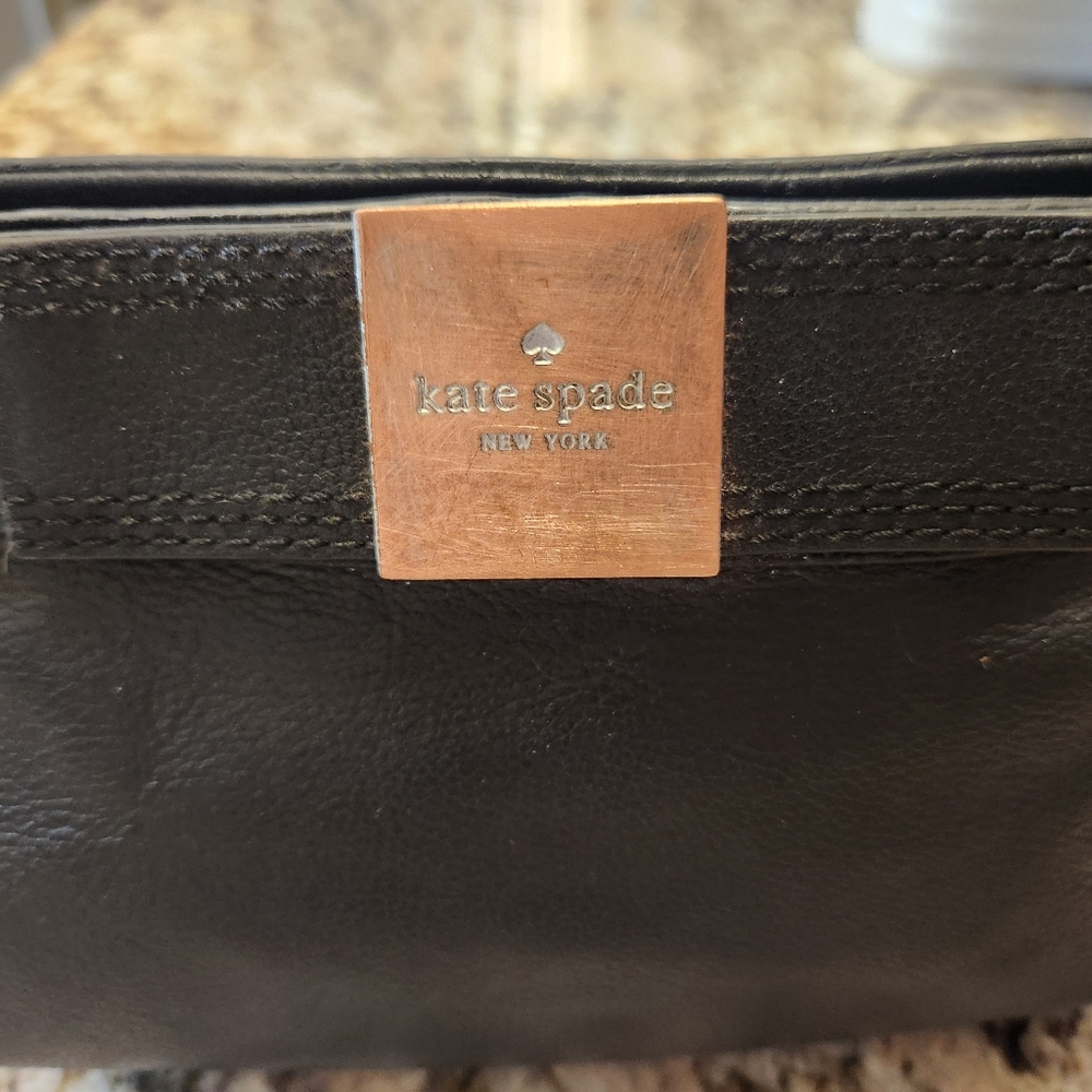 KATE SPADE Purse, Primrose Hill Arica Black Leather Bow Crossbody Bag, EUC READ - Picture 2 of 12